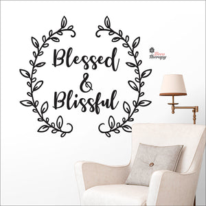 Bless & Blissful Wreath Wall Decal Decotherapy